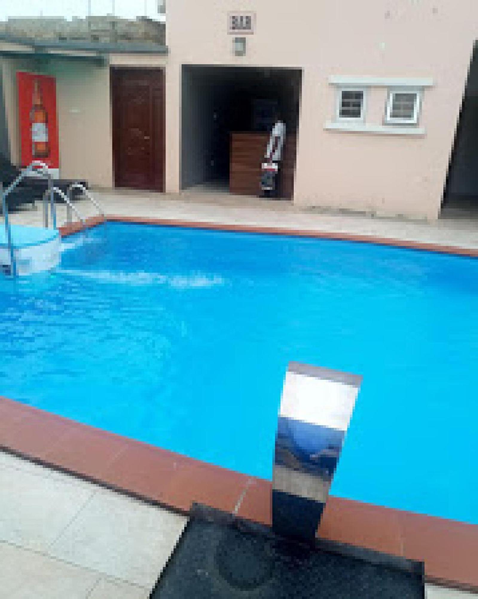 Room In Lodge - Bayse One Premium Hotel Ibadan Exteriör bild